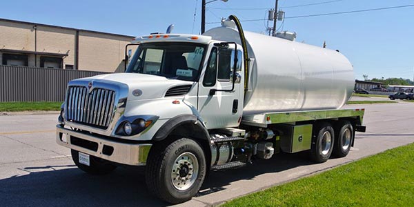 New 2019 International 7400 w/4200 Steel Tank